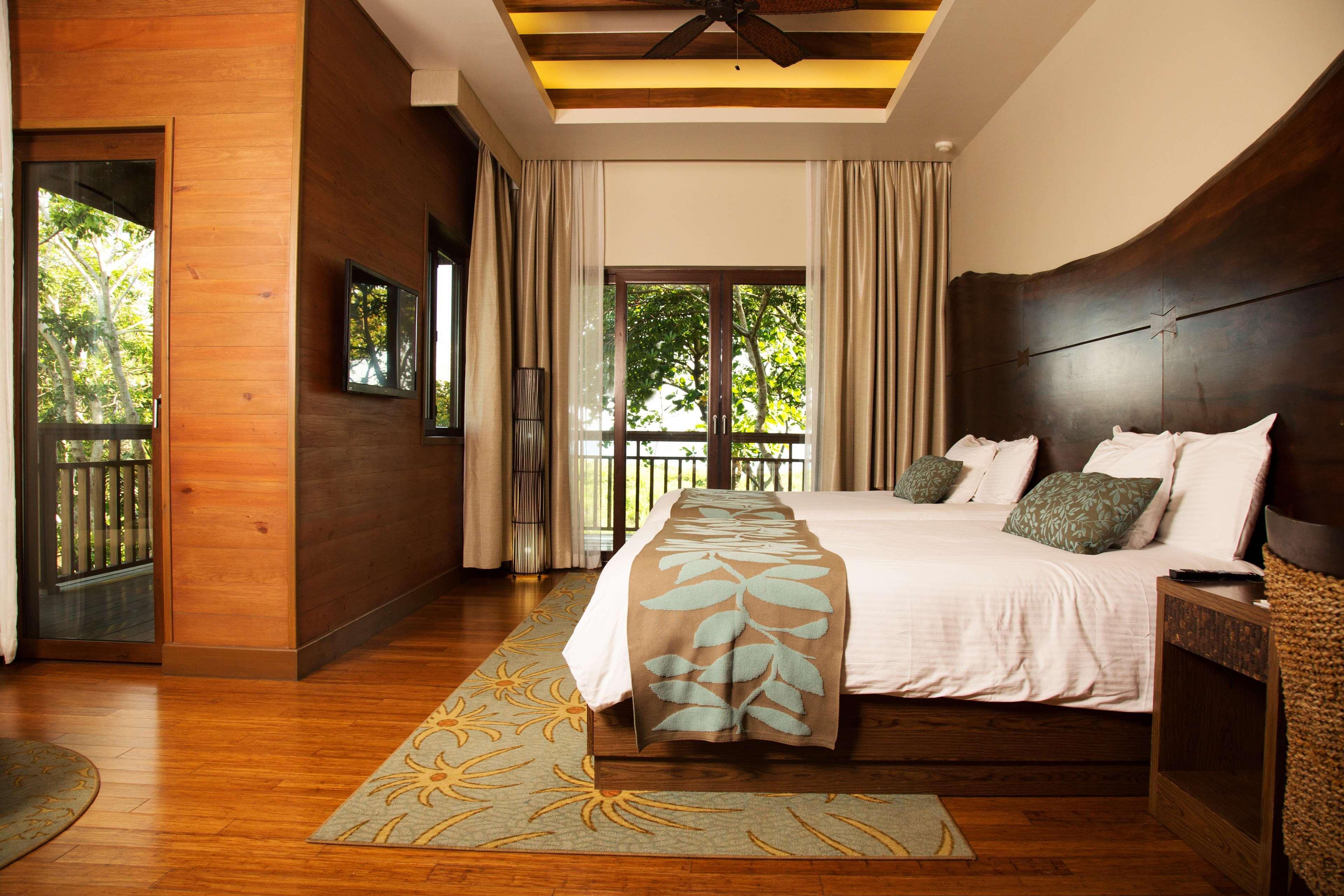 อินทุรา บีช แอนด์ กอล์ฟ รีสอร์ต คูริโอ คอลเลคชั่น บาย ฮิลตัน Hotel เตลา ภายนอก รูปภาพ