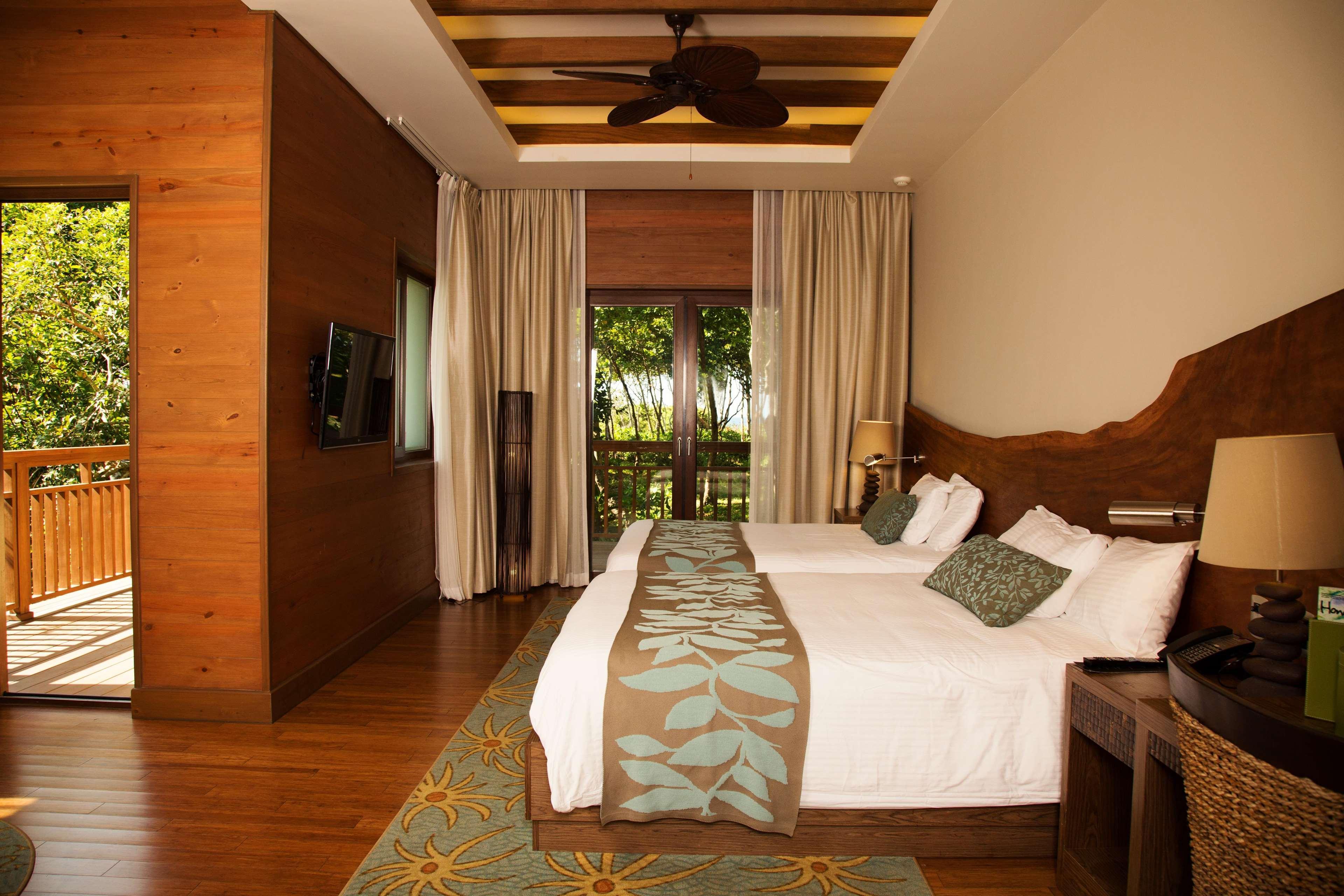 อินทุรา บีช แอนด์ กอล์ฟ รีสอร์ต คูริโอ คอลเลคชั่น บาย ฮิลตัน Hotel เตลา ภายนอก รูปภาพ