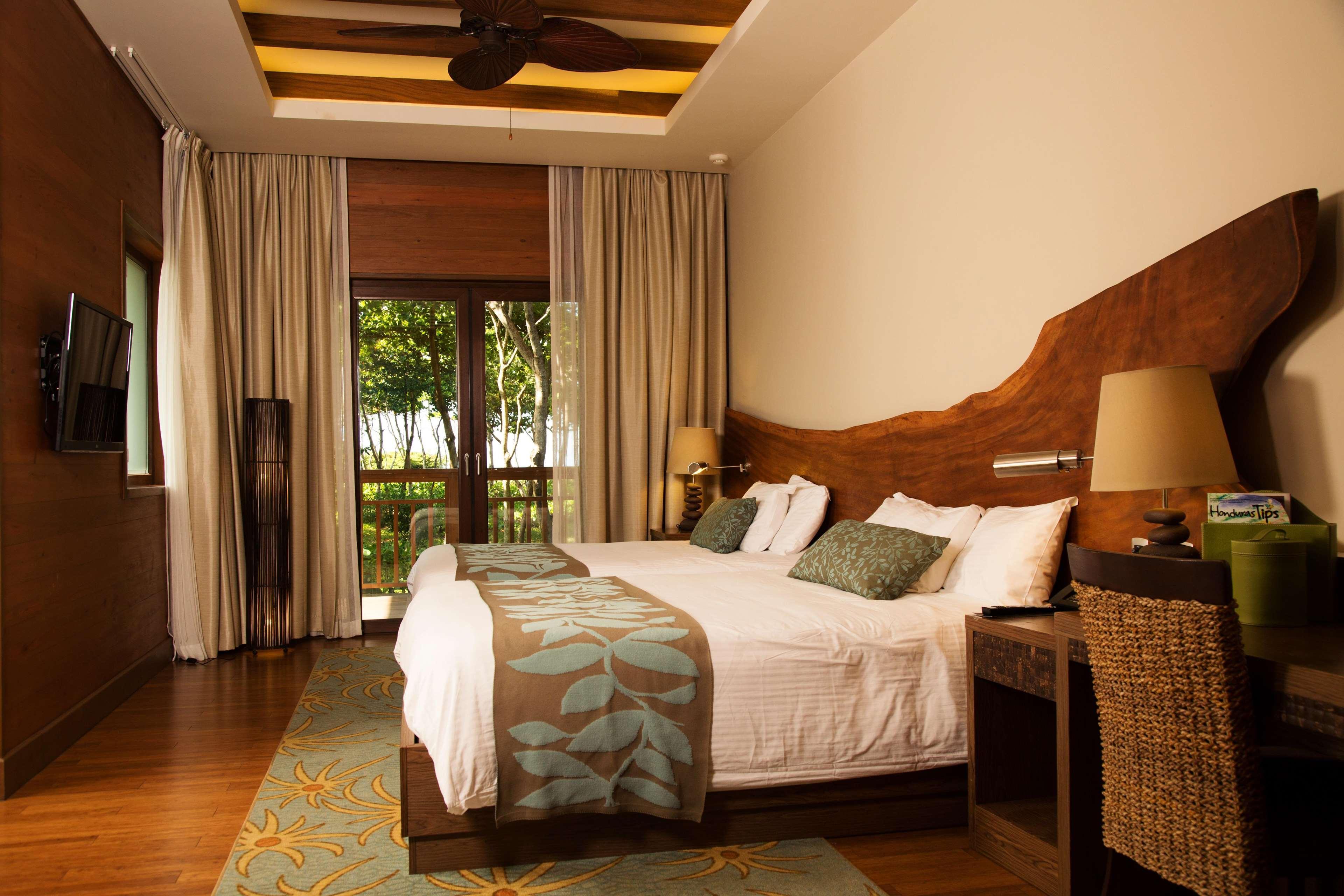 อินทุรา บีช แอนด์ กอล์ฟ รีสอร์ต คูริโอ คอลเลคชั่น บาย ฮิลตัน Hotel เตลา ภายนอก รูปภาพ
